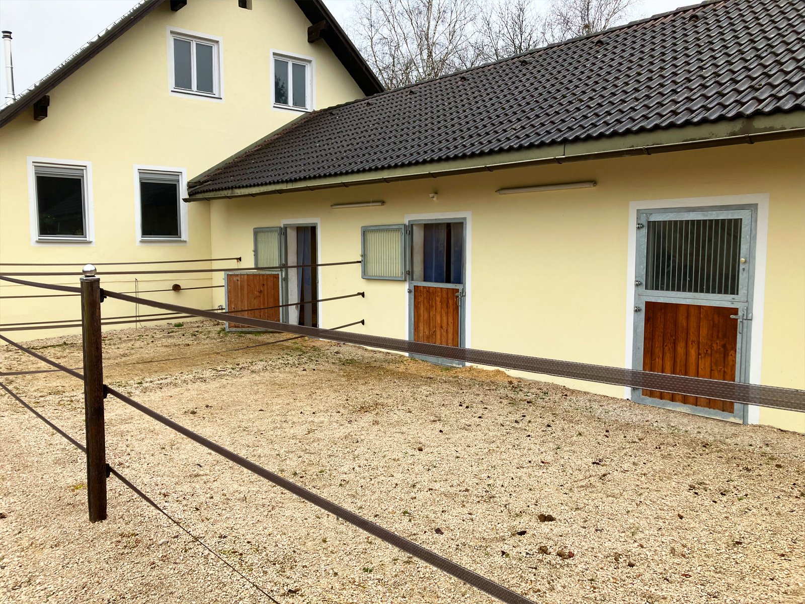 2522HC austria, carinthia, völkermarkt, country house with horse stable for sale