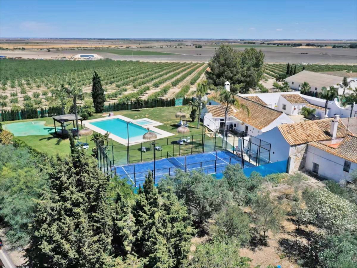 2534 spain, Andalusia, Seville, Las Cabezas de San Juan, luxury countryhouse for sale