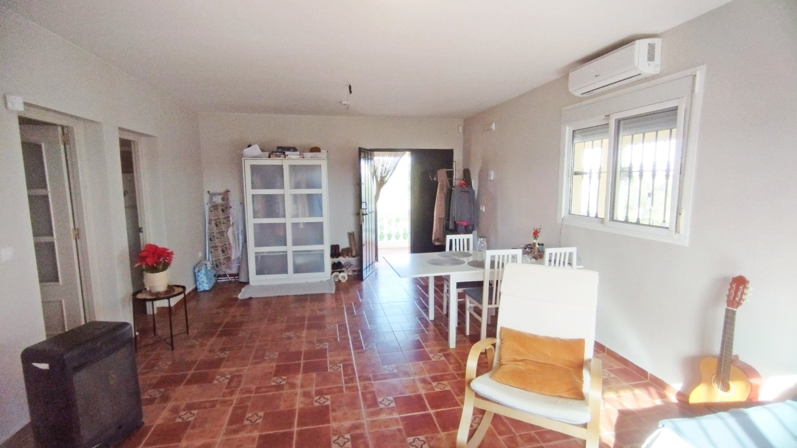 2405 Andalusia, Huelva, La Palma del Condado, house finca with pool for sale