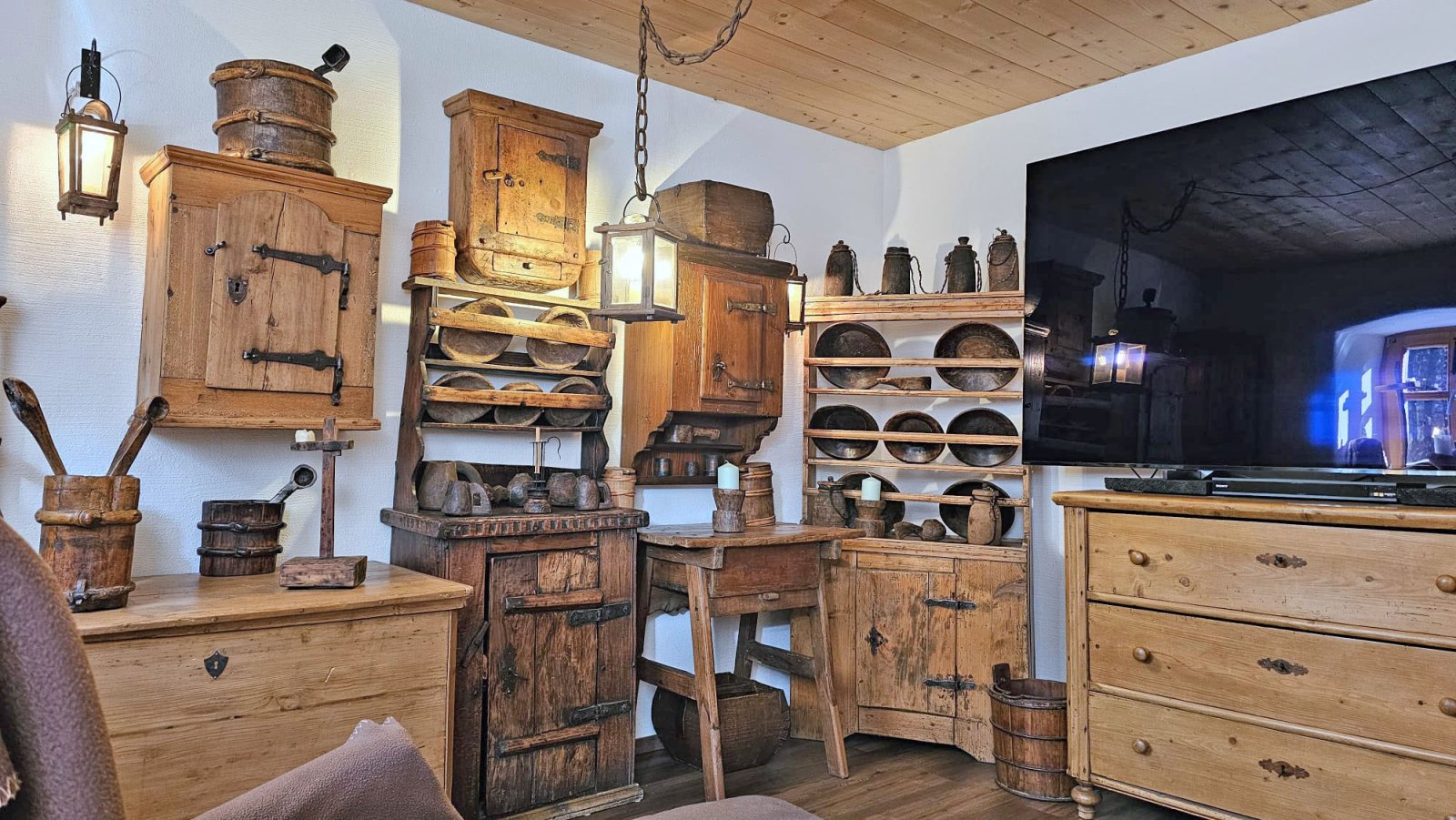 2549 Bavaria, Upper Palatinate, Cham district, Zell, house with stream, swimming pond, open stable for sale