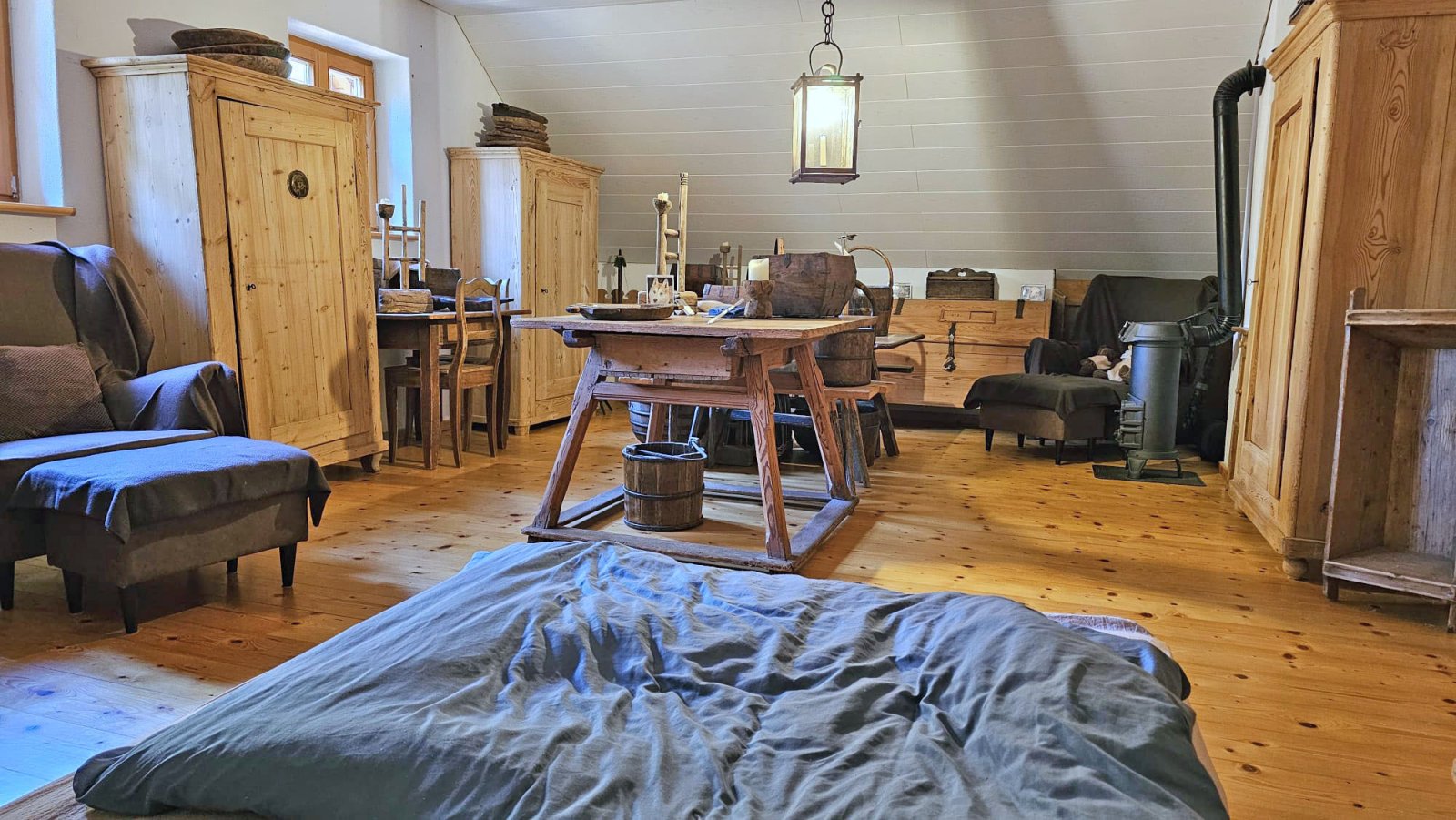 2549 Bavaria, Upper Palatinate, Cham district, Zell, house with stream, swimming pond, open stable for sale